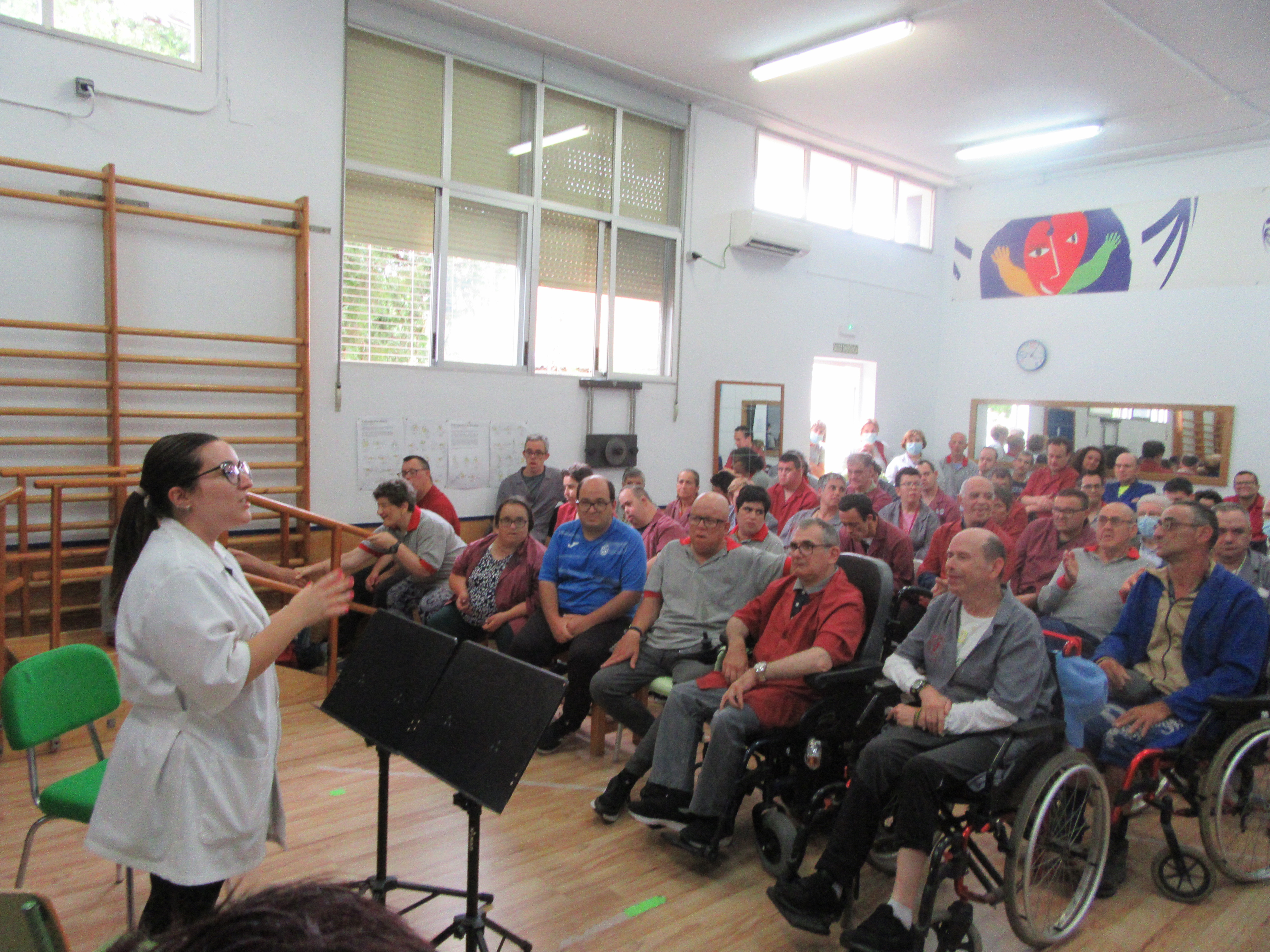 Las personas usuarias del CO Maestrat han disfrutado de las actuaciones del alumnado del Conservatorio Profesional de Música Mestre Feliu de Benicarló