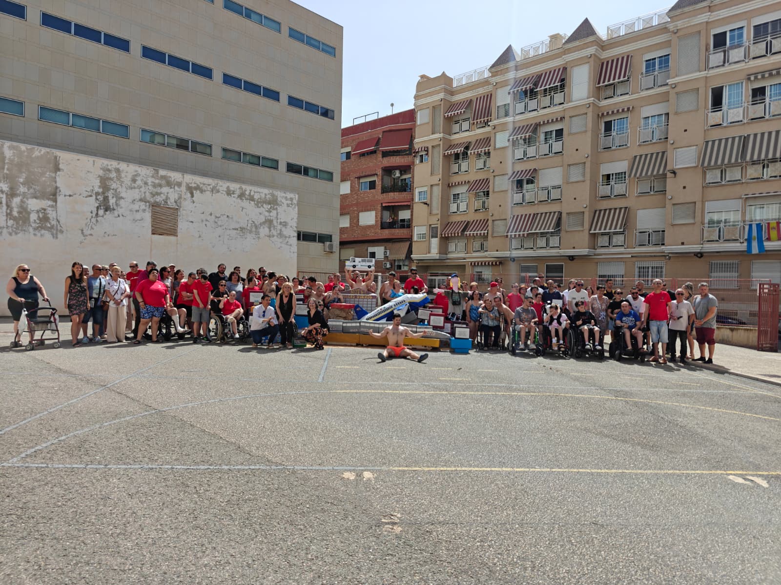 Festa d'Estiu en el C.O. Carrús: música, foguera i diversió per a tots 