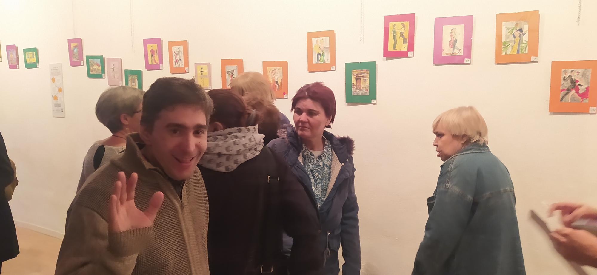 La Residencia Bennàger de Aldaya participa en una actividad solidaria