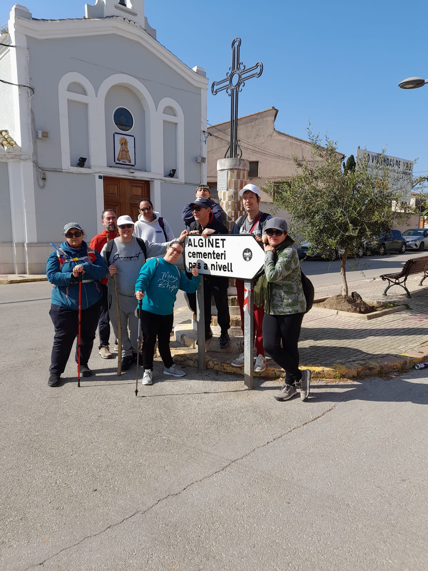 Les persones amb discapacitat intel·lectual de les vivendes gaudixen d'una jornada de Benifaió a Algemesí