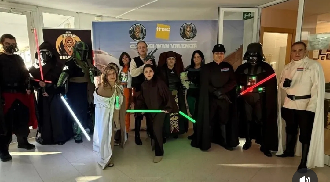 La Força va arribar a la residència Bennàger amb una autèntica festa Jedi que va convertir el centre en una galàxia molt, molt llunyana… però plena de riures! 