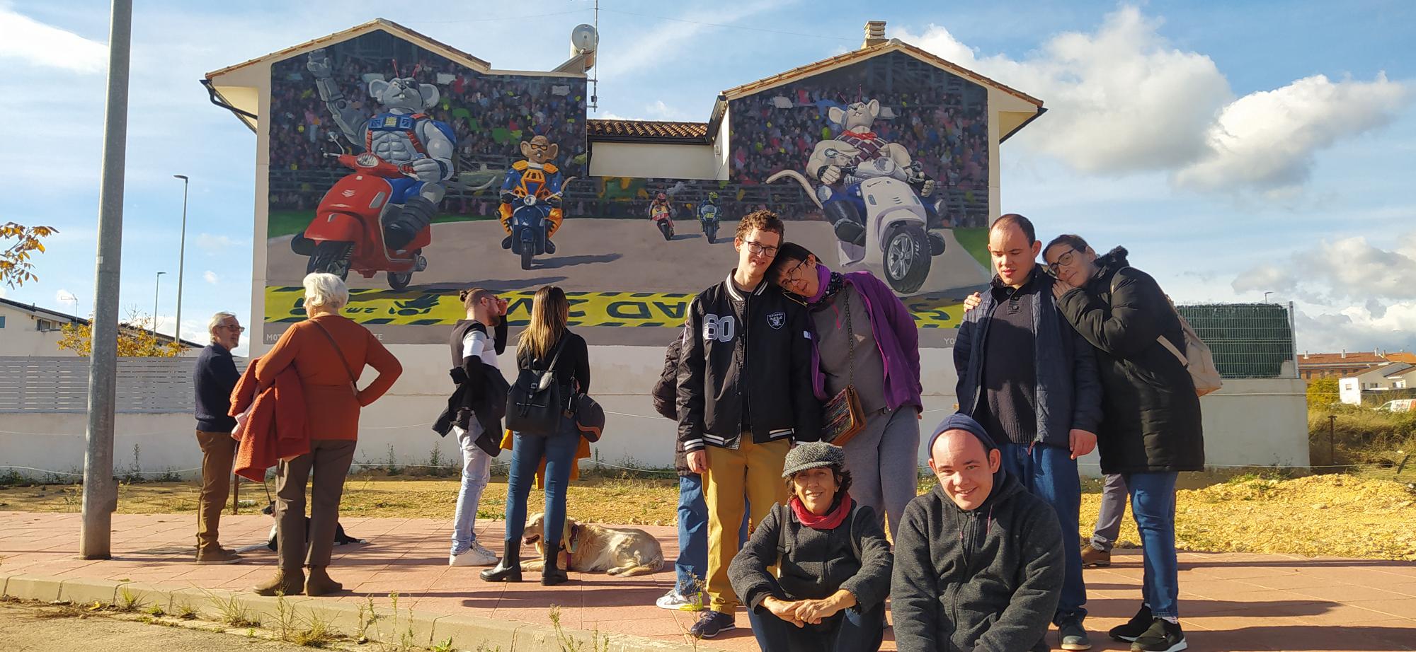 Residentes de Bennàger (Aldaya) de visita por Cheste