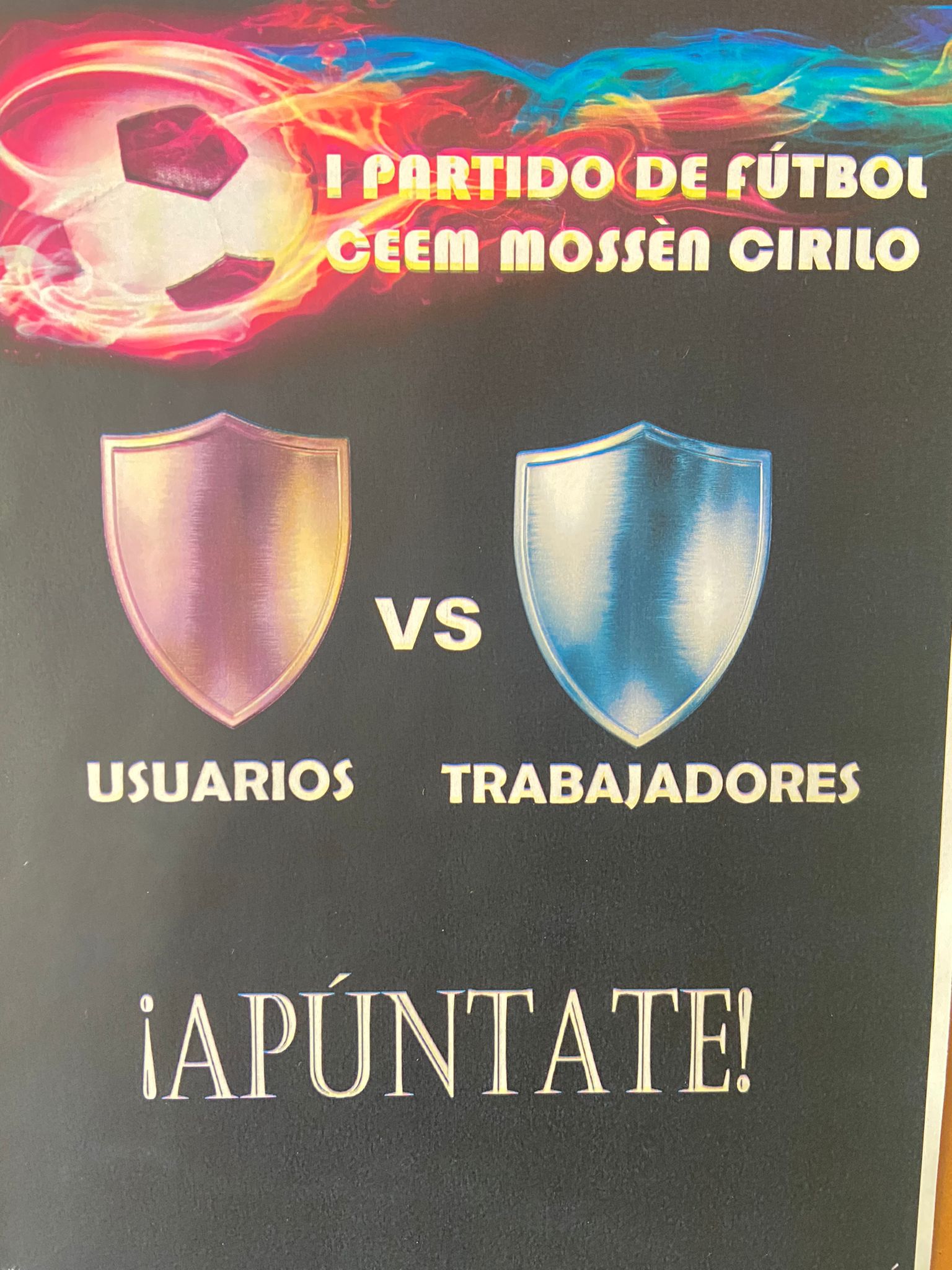 Partido de fútbol en el CEEM Alcoy