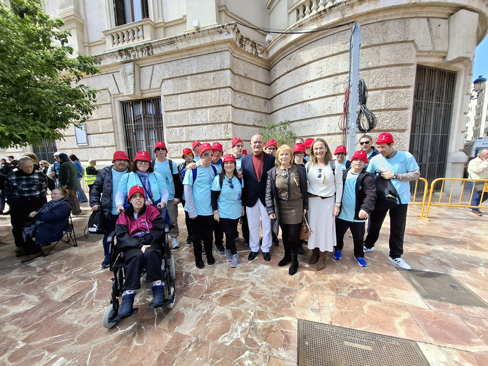 Persones amb discapacitat intel·lectual del C.O. Maestrat del IVASS assistixen a la mascletà del seu pirotècnic