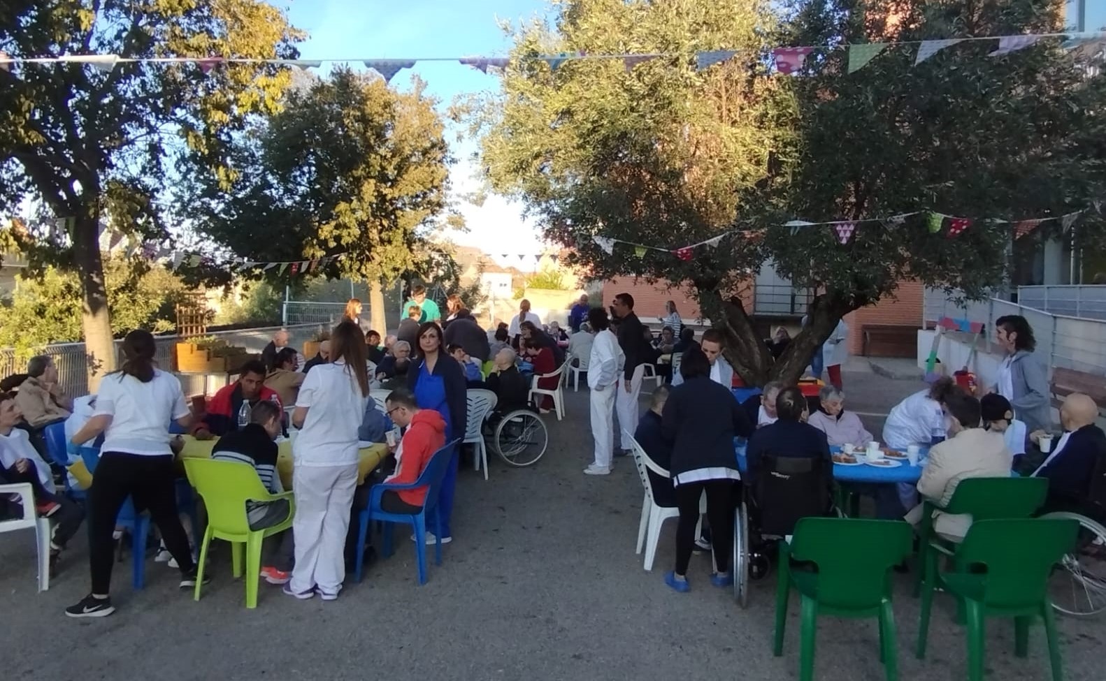 La residència Caixa Ontinyent de Xàtiva celebra el seu XVIII aniversari amb una jornada de portes obertes