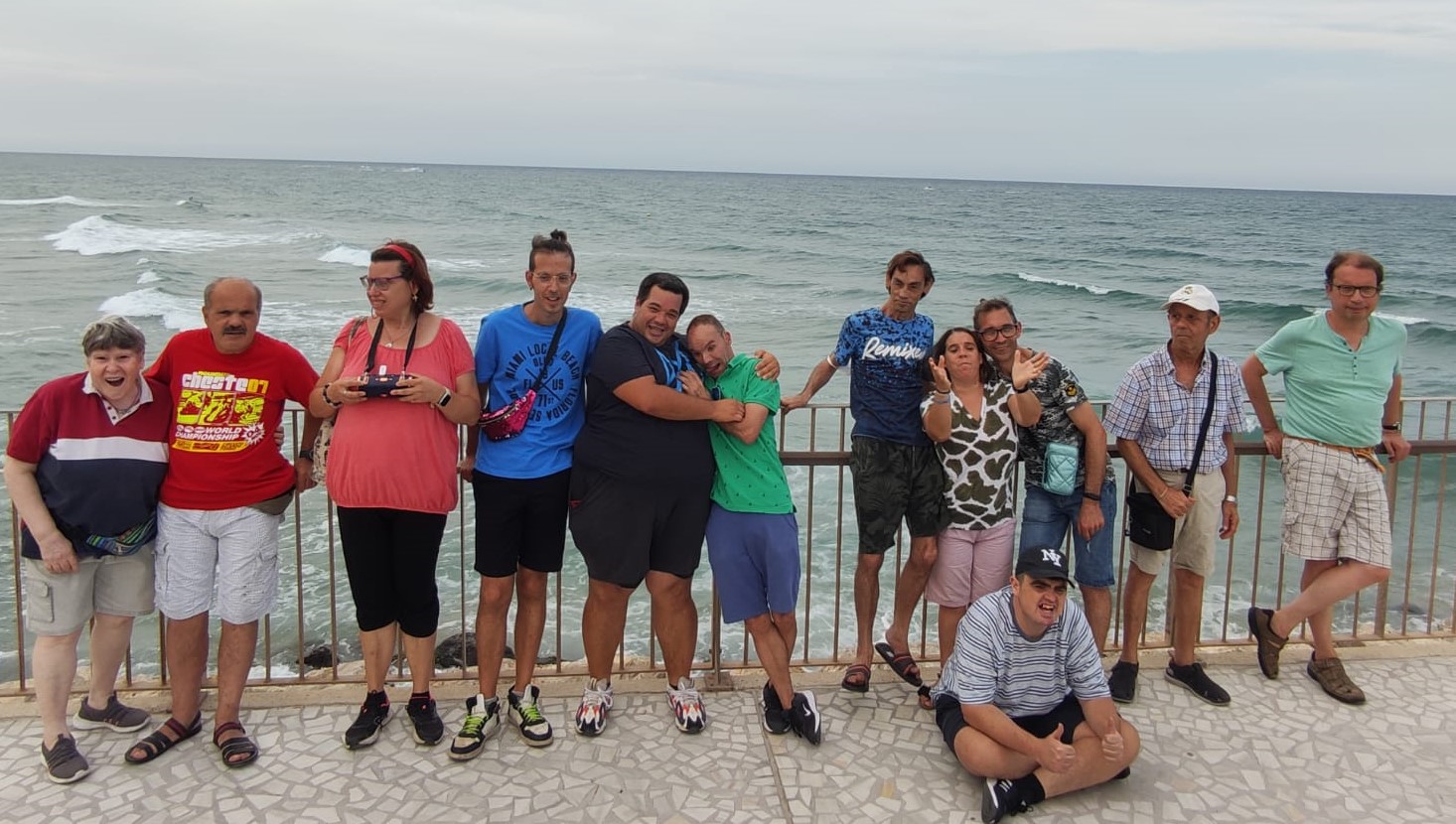 Residents de les nostres vivendes tutelades a la platja de Gandia