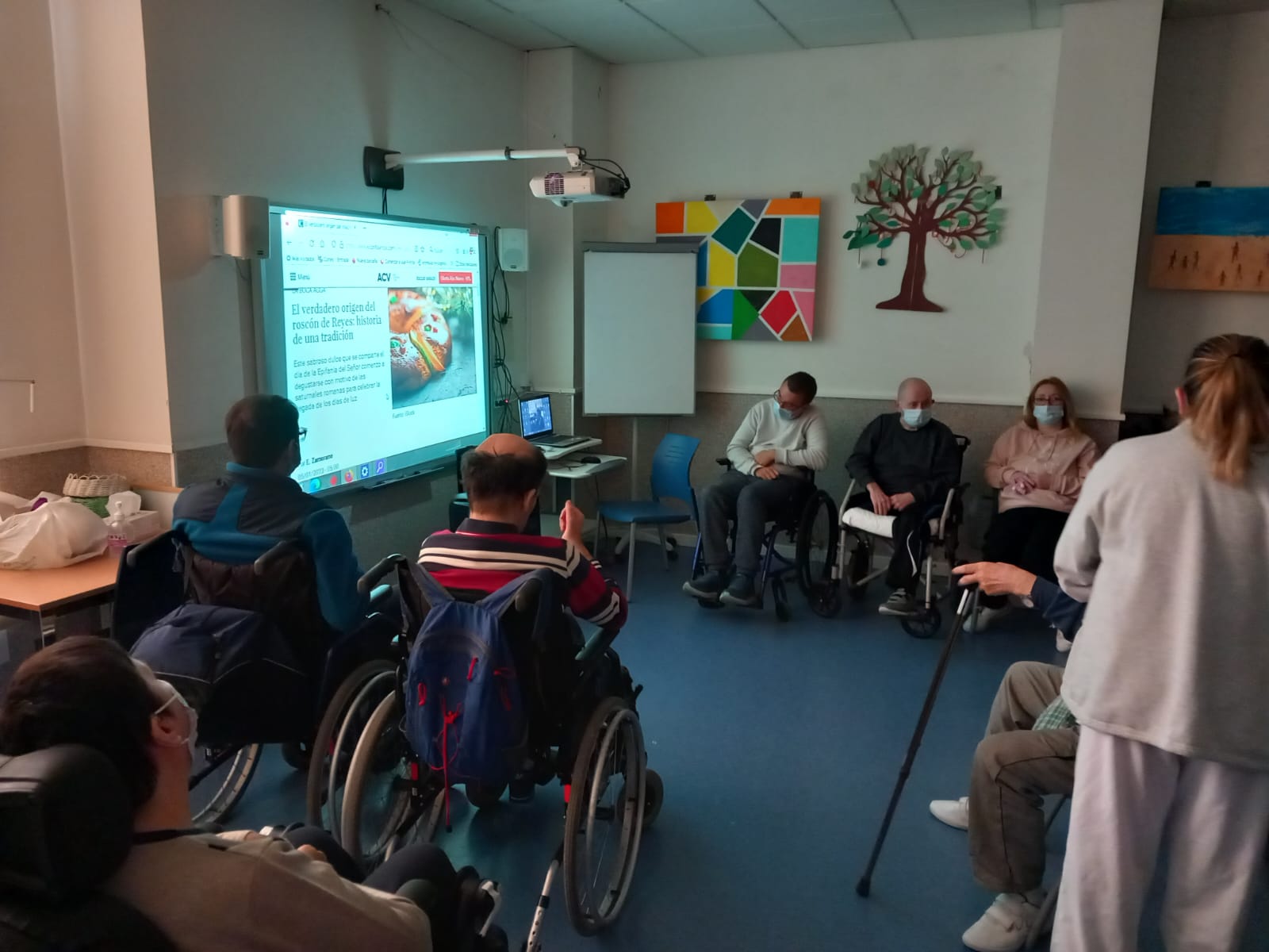 Taller de cocina y de historia en el C.D. Torrefiel