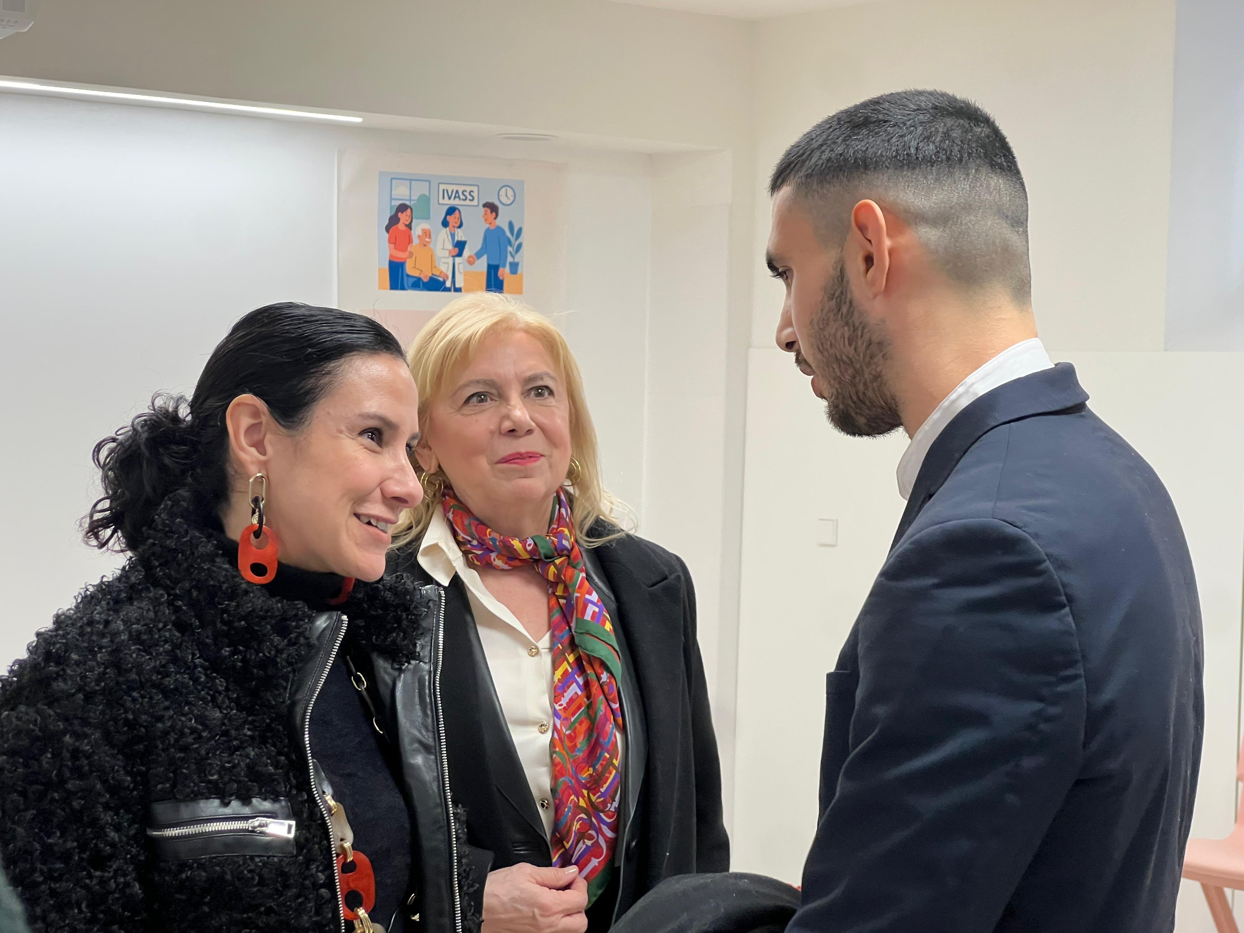 Elena Albalat subraya la colaboración entre instituciones educativas y sociales para impulsar la inserción social de las personas con enfermedad mental