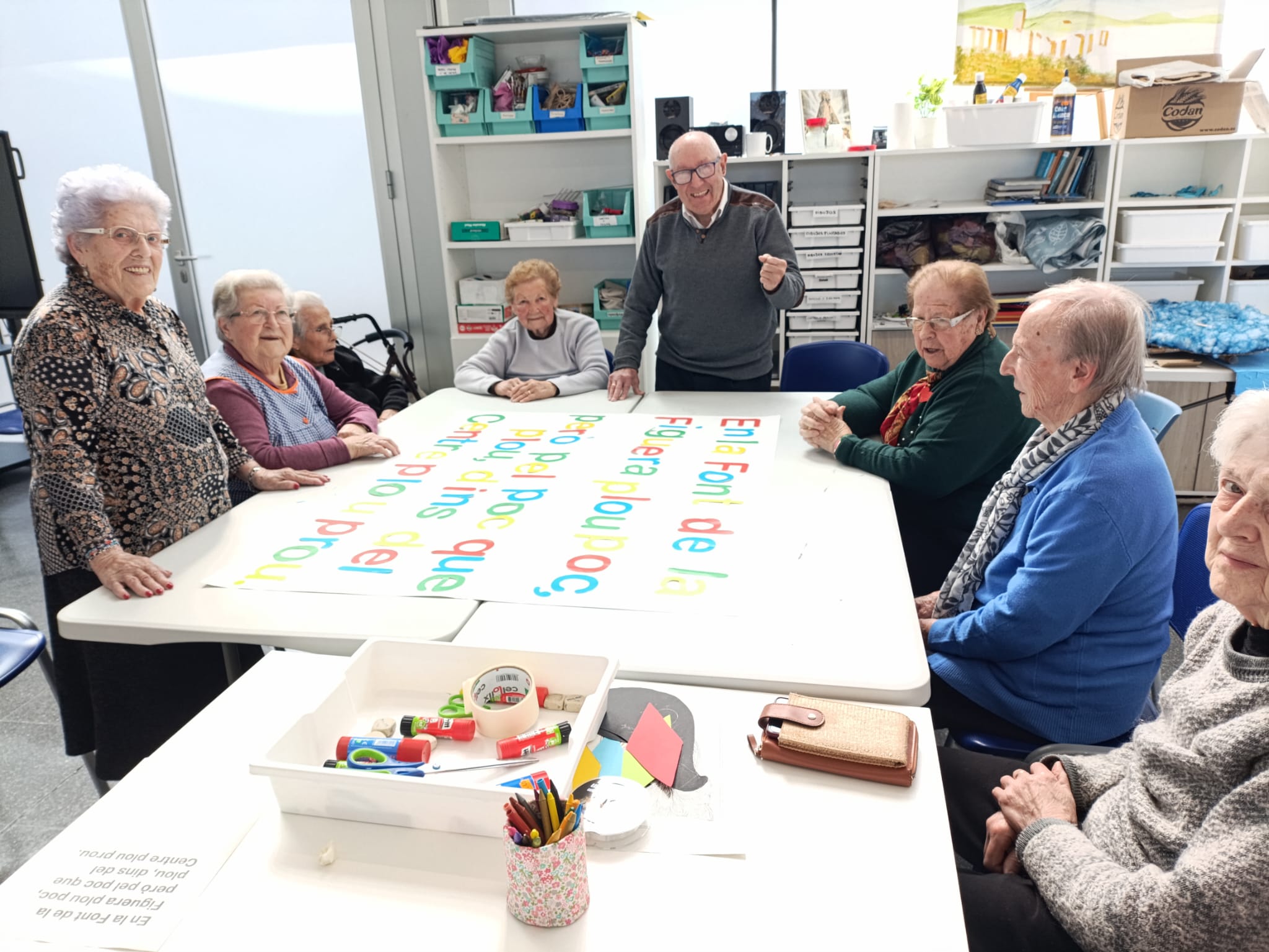 En el Centre de Dia La Font de la Figuera es respira creativitat i alegria