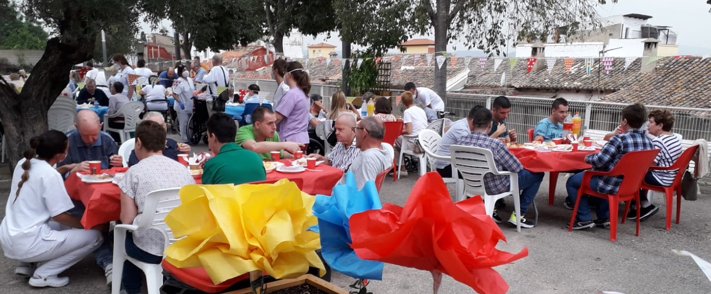 Festa d'aniversari a la Residència Caixa Ontinyent (Xàtiva)