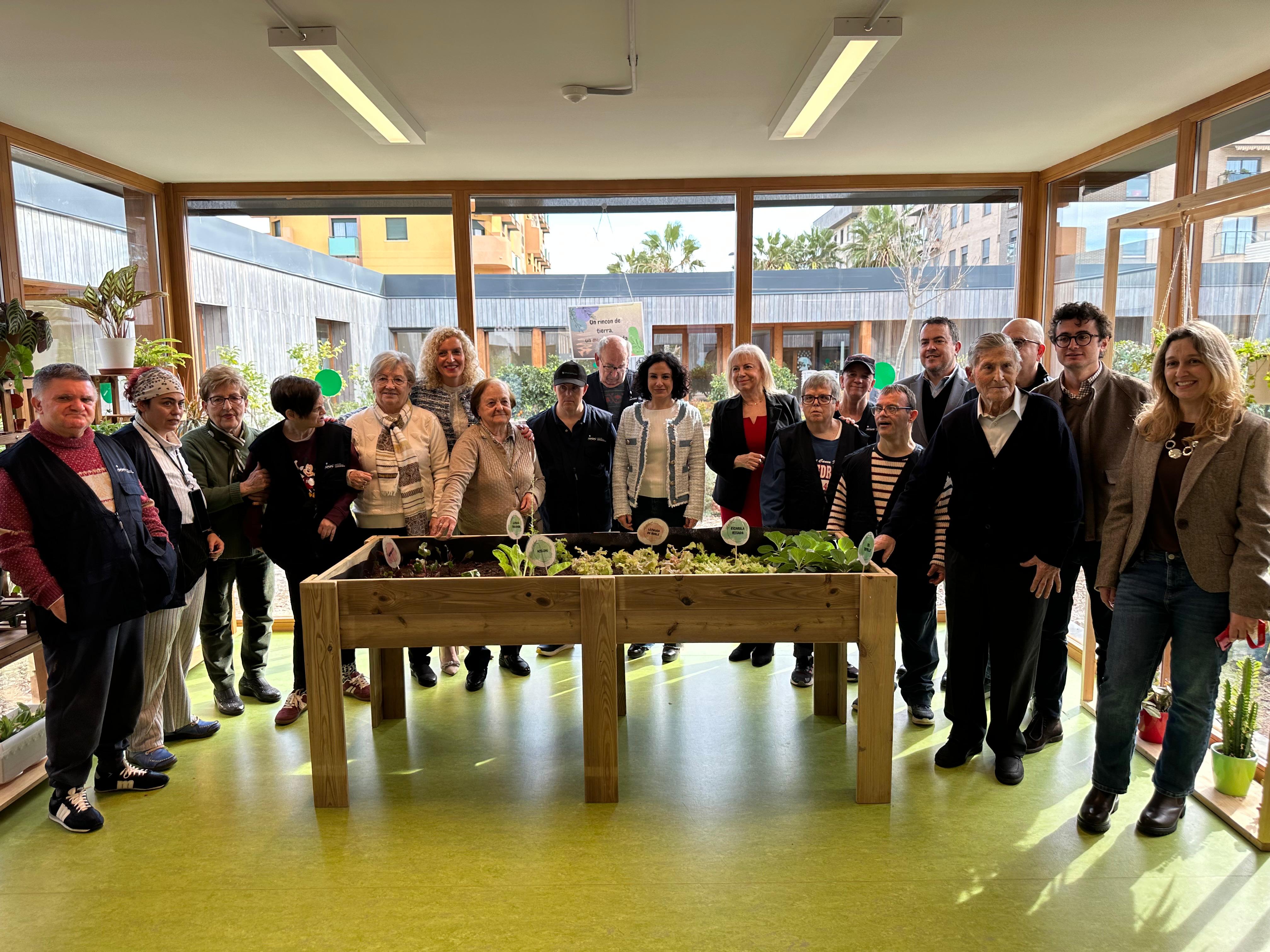 Elena Albalat anuncia l'ampliació de deu noves places per al centre de majors Ana Lluch de Meliana