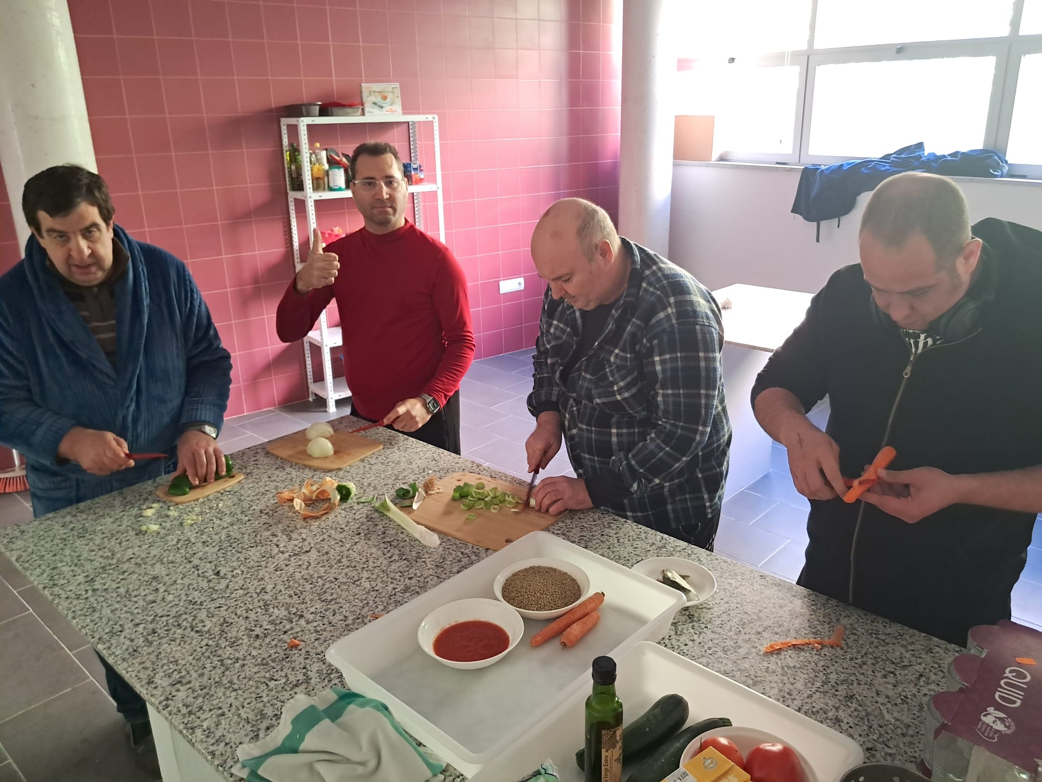 Taller de cocina organizado por el CEEM Mossèn Cirilo