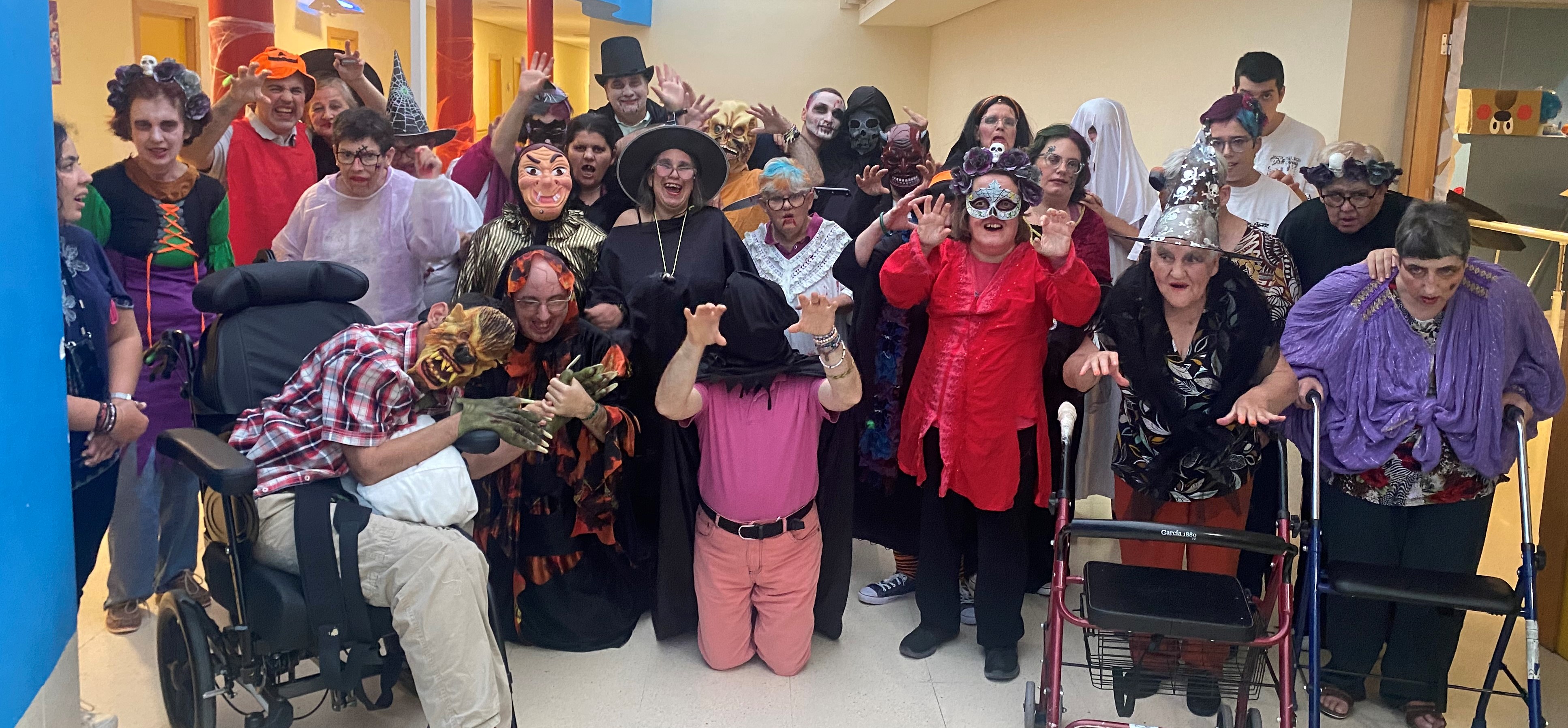 Celebració de Halloween en la Residència Praga (Rocafort)