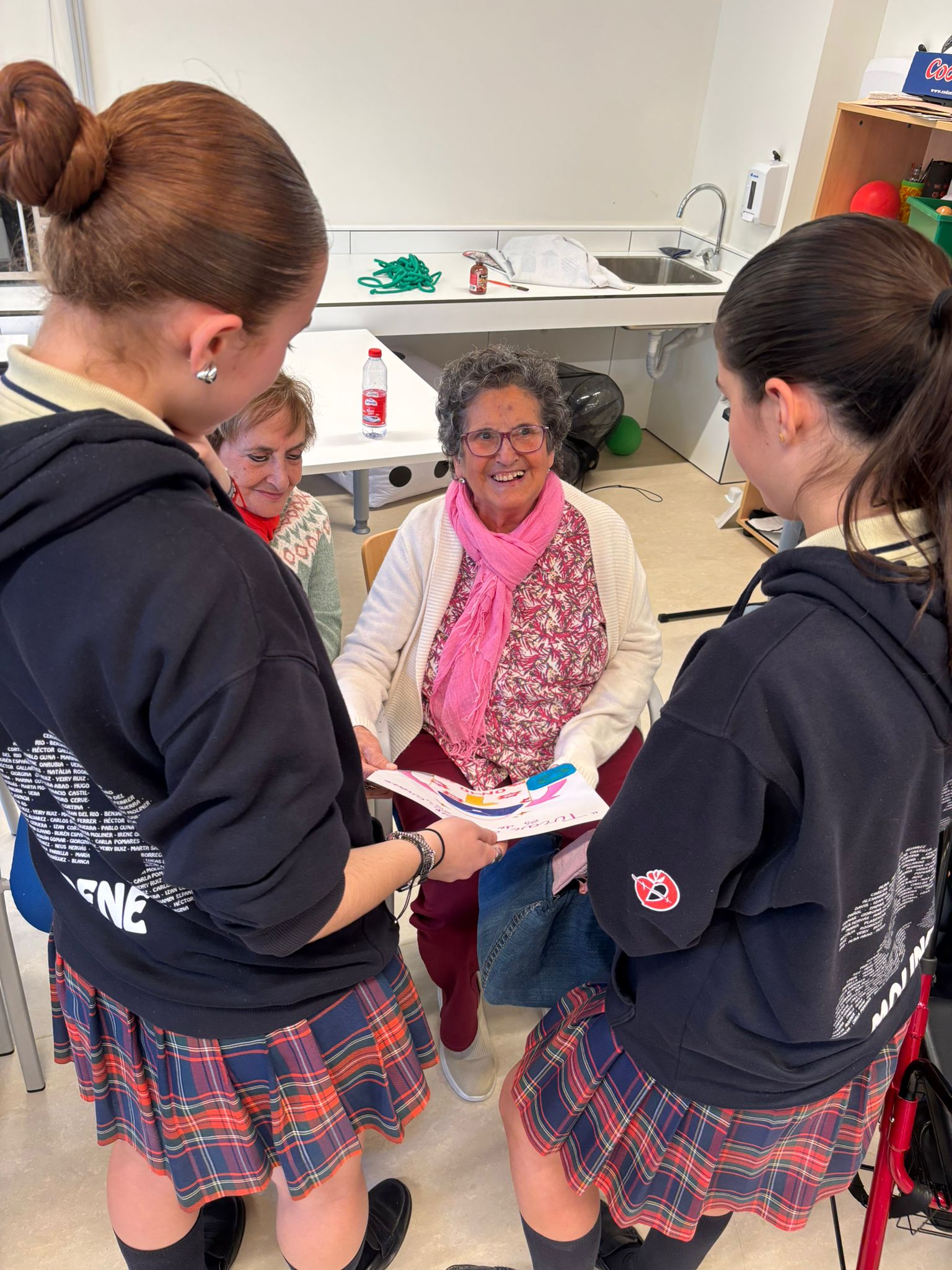 El C.D. Ana Lluch rep la visita de l'alumnat de 4t de l'ESO del col·legi Sagrat Cor de Meliana