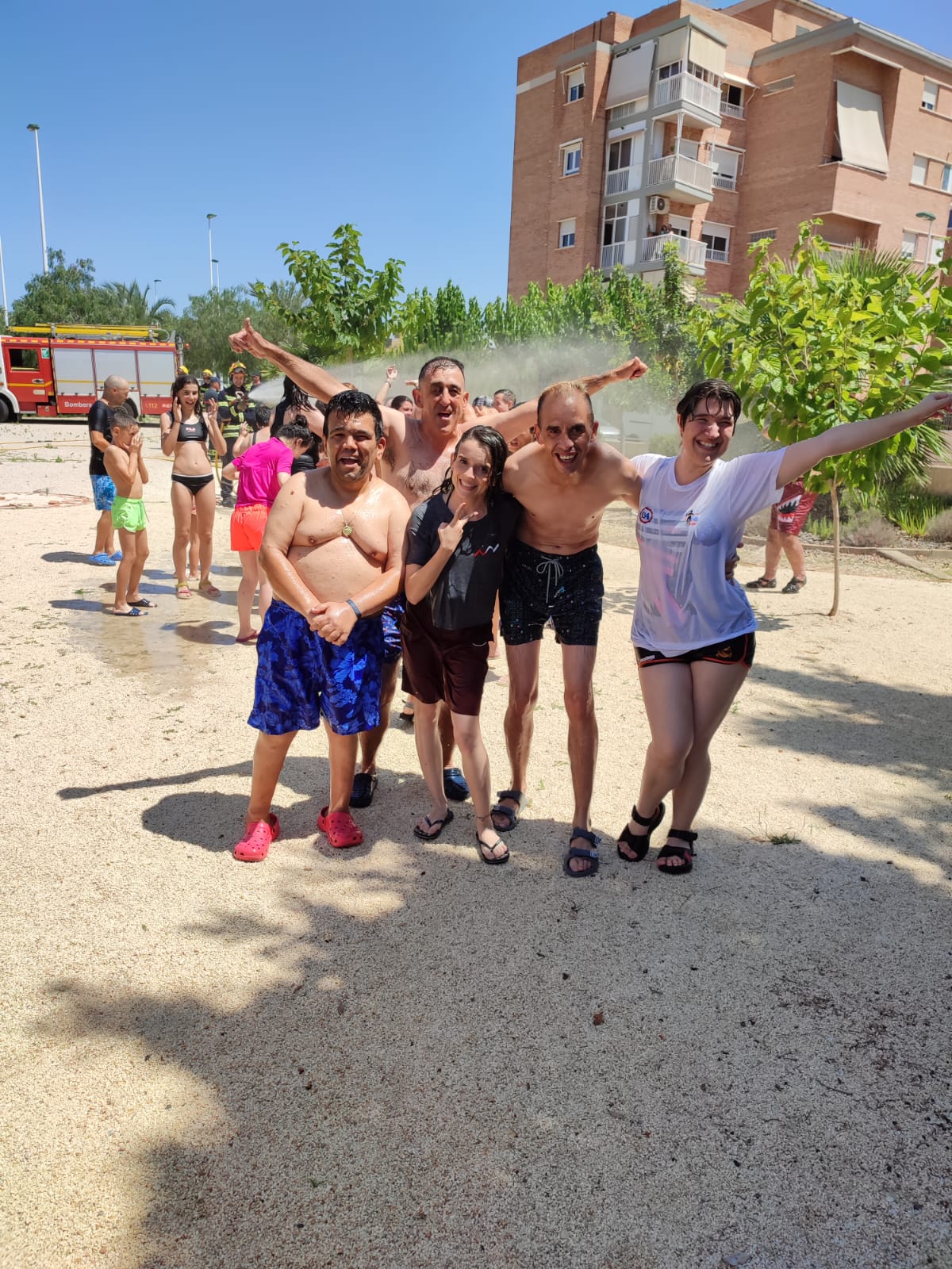 Famílies i amics es van donar cita en la festa d'estiu del C.O. Altabix 