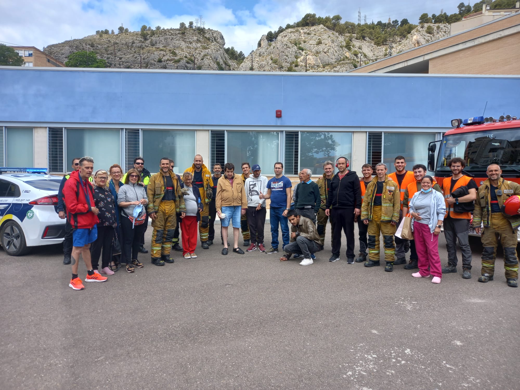 Simulacre d'incendi en el CEEM Mossèn Cirilo (Alcoi)