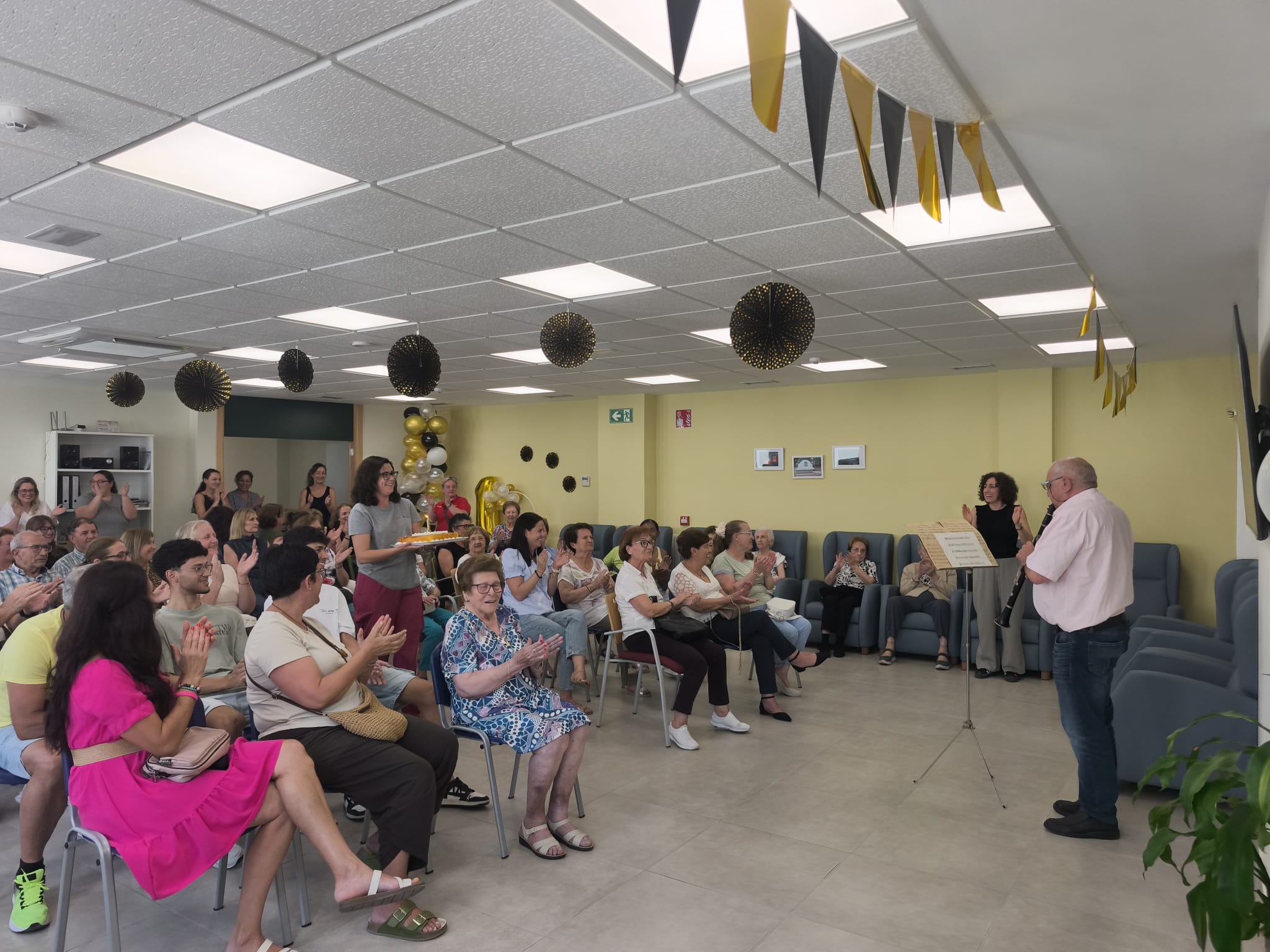 El C.D. El Patronat del IVASS en Agullent celebra su primer aniversario junto a las familias